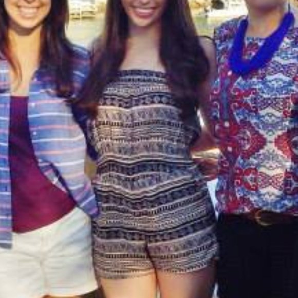 UK 6 (XS) Strapless Romper with Pockets - Picture 2 of 2